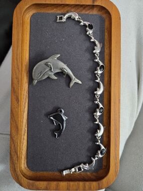 Vintage Dolphin Jewelry Set